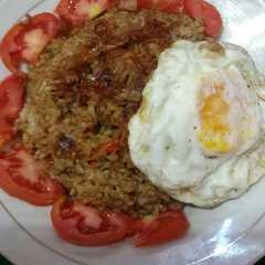 รูปของ Nasi goreng bumbu gule pedazzzzz mantap super praktis