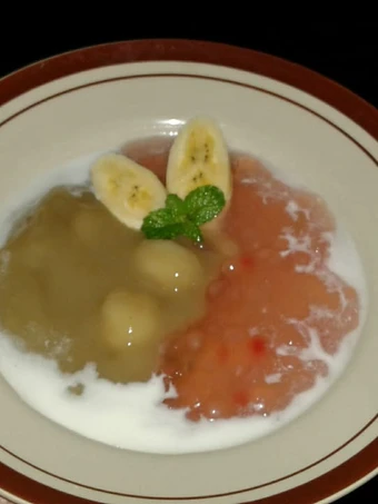 Langkah Mudah untuk Membikin Resep Bubur Mutiara &amp; Candil Kuah Santan yang Uenak Anti Ribet, Bikin Ngiler