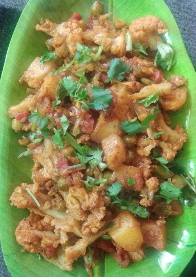 மிக்ஸ்டு சப்ஜி செய்முறை முக்கிய புகைப்படம்