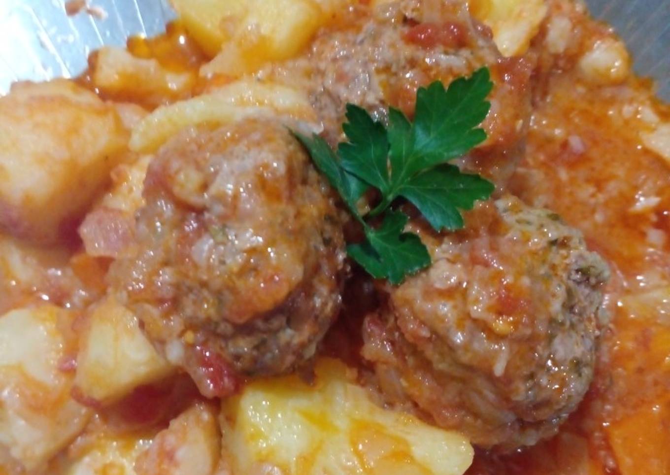 Albóndigas con salsA