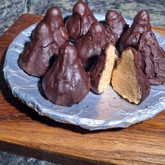 A picture of Chocolate mawa modak.