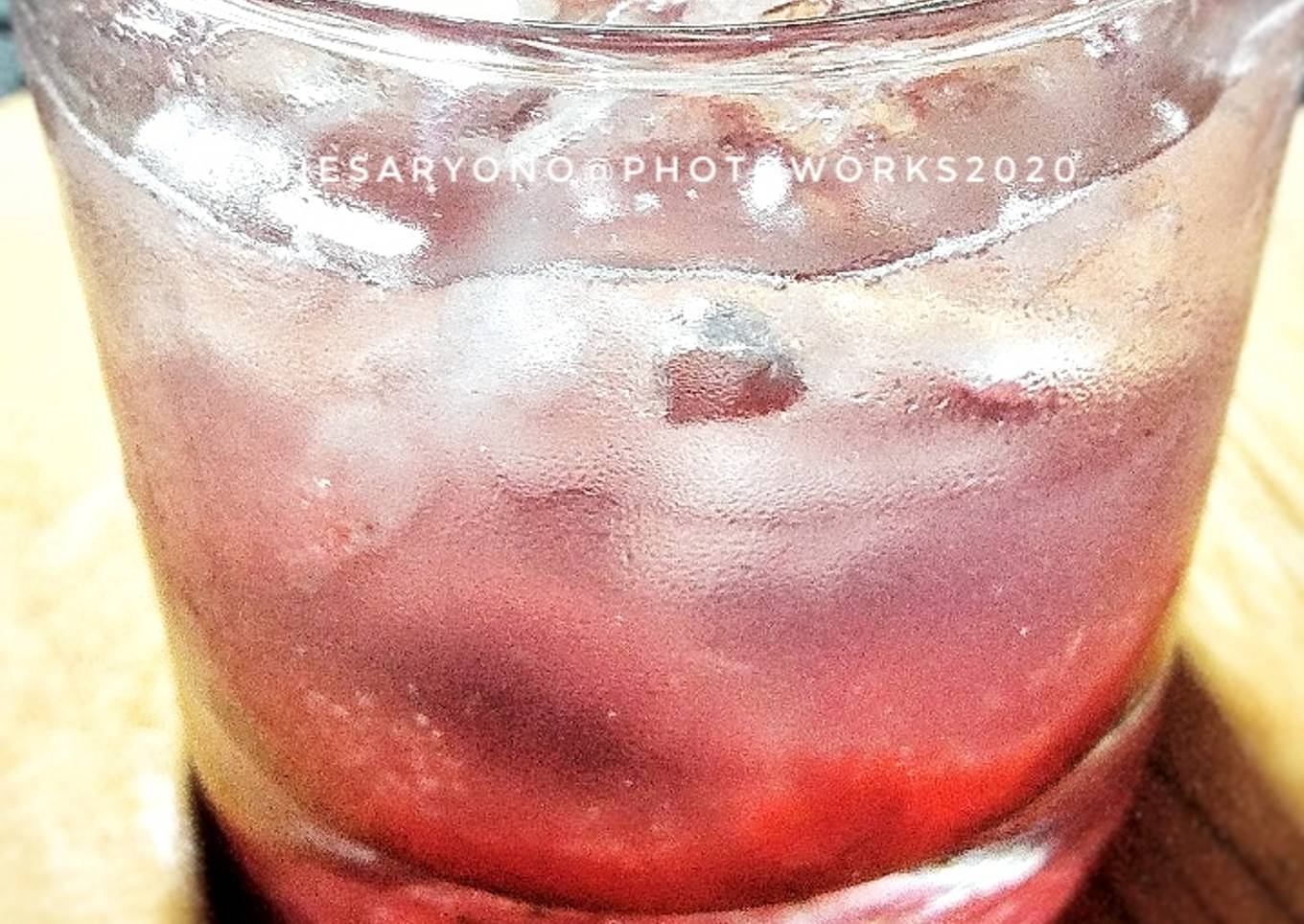 Air Kelapa Muda dengan Strawberry Compote 🍓🥃