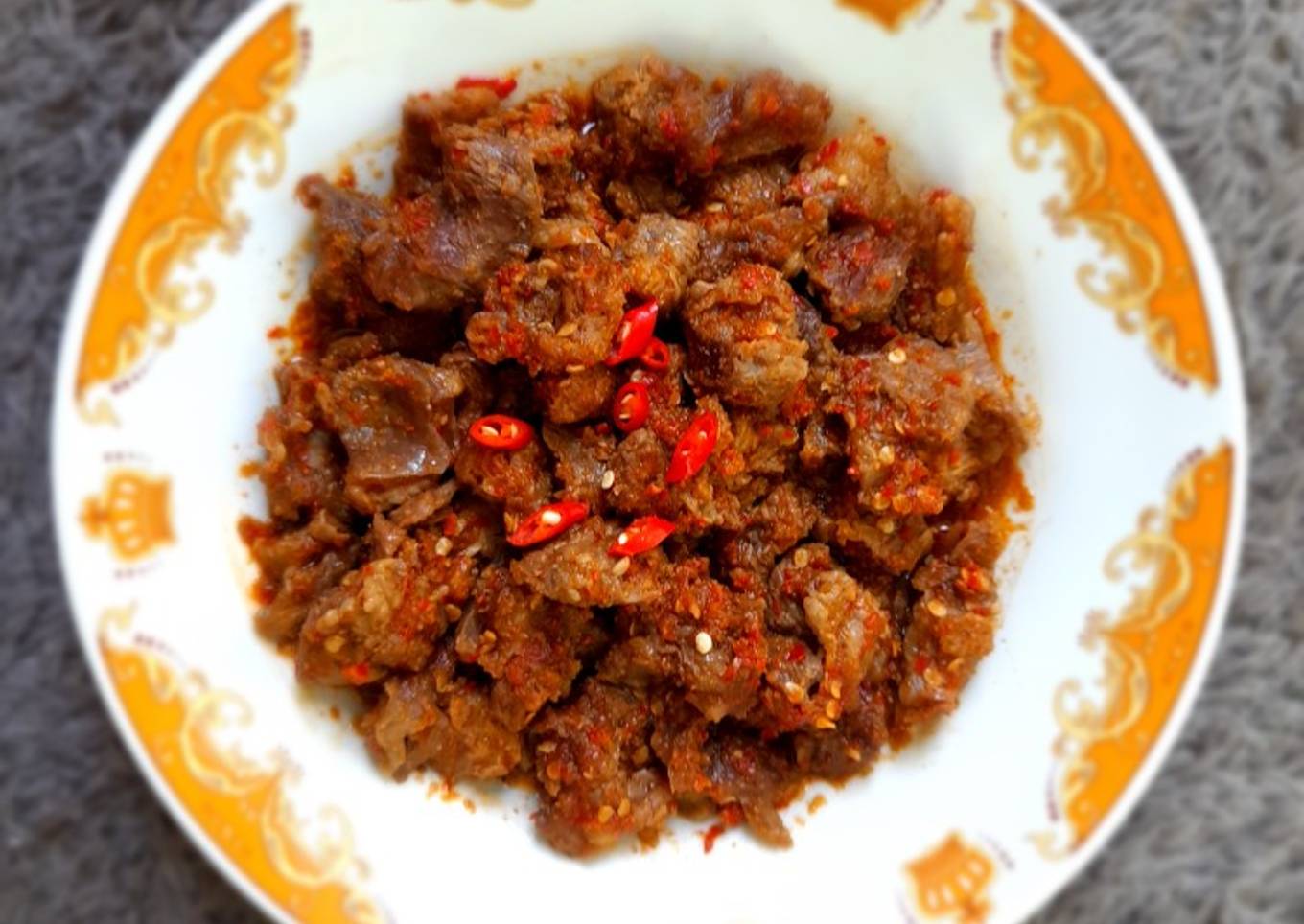 daging pedas