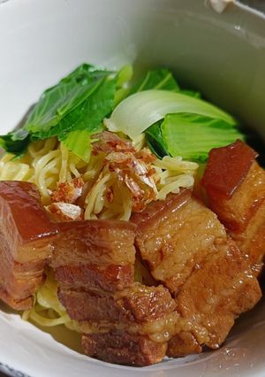 รูปของ บะหมี่หมูตุ๋น