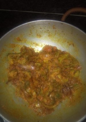 लहसुन फ्राई करेले (lehsun fry karele recipe in Hindi) रेसिपी मुख्य फोटो