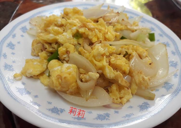 Tumis telur bawang bombay 洋蔥炒蛋