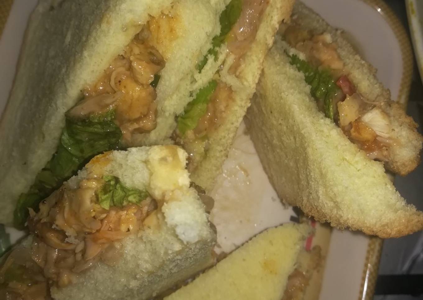Chicken veggi sandwich in pizza sauce