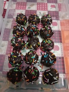 Foto resep Bola Biskuit Pelangi