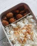 Nasi Uduk Betawi + Semur Telur Puyuh Kentang ~lunchbox
