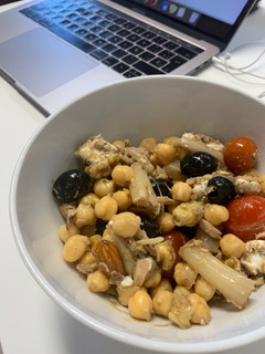 Una foto de Ensalada de garbanzos para tupper