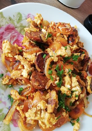 Kolbászos Tojásrántotta recept fotója