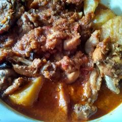 A picture of Sunday special chicken curry.