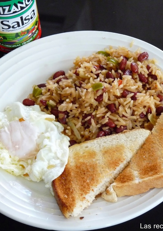 Una foto de Gallo Pinto