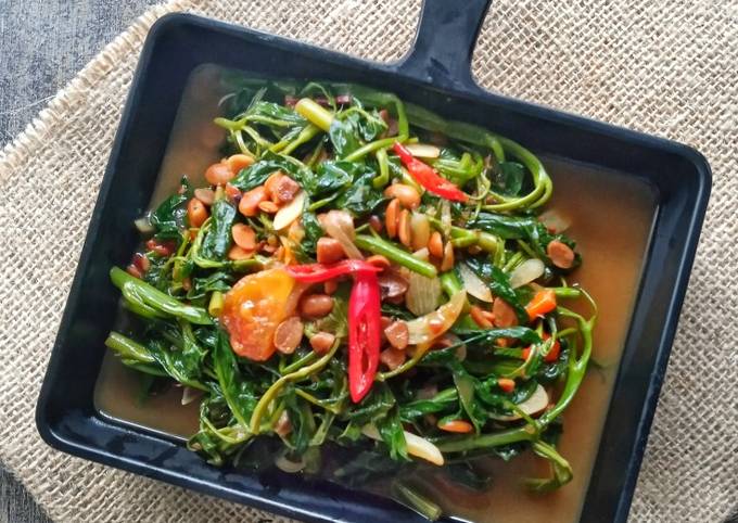 Resep Cah Kangkung Tauco Oleh Dapur Mom Era Cookpad