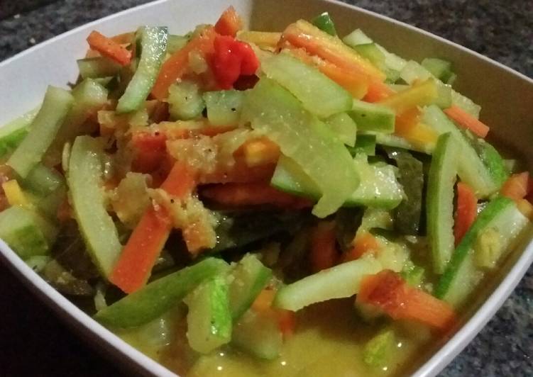 Acar Bumbu kuning