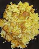 ข้าวผัดไก่หมักผงขมิ้น