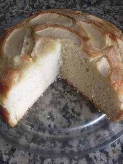 Una foto de Bizcocho con manzana