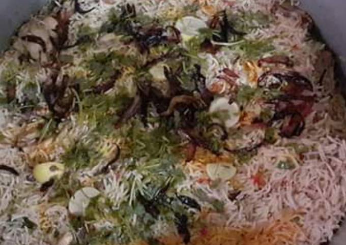 Chicken degi biryani