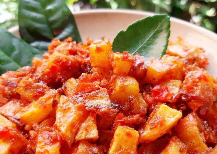Kentang Rebon Masak Merah (tidak pedas, aman buat bocil)