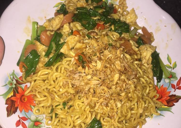 Bagaimana Membuat Indomie tektek, Bisa Manjain Lidah