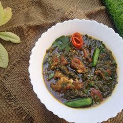 A picture of Palak gosht/mutton spinach.