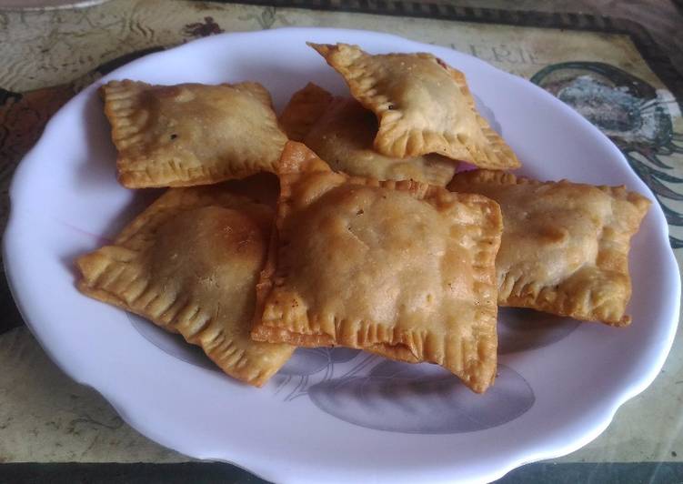 Easiest Way to Prepare Favorite Veggie pizza puff