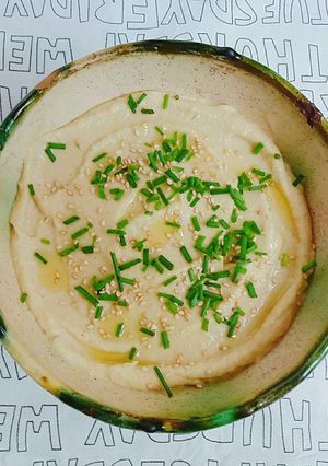 Una foto de Hummus de alcachofa delicioso!