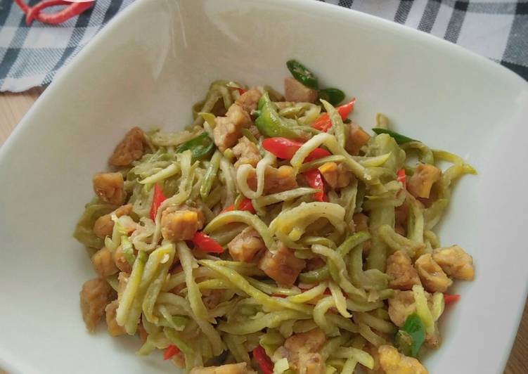 Resep Tumis Labu Siam Tempe oleh Nuraeni Ratnawardhani - Cookpad