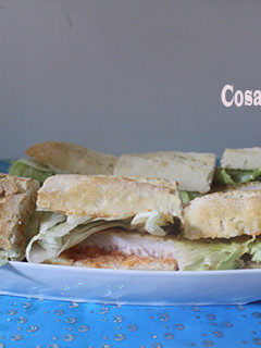 Una foto de Bocadillo de panga rebozada