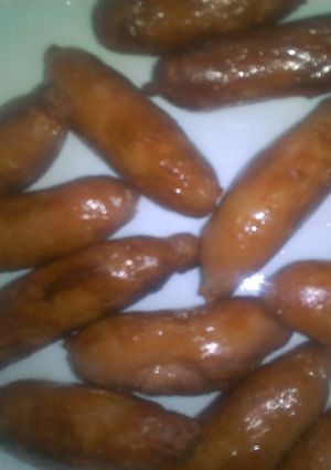 A picture of Fried sausages.