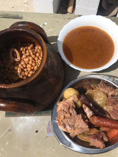 Una foto de Cocido en horno de leña