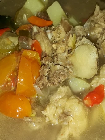 Langkah Gampang Menyiapkan Resep Asem-asem tulang sapi Anti Ribet, Enak Banget