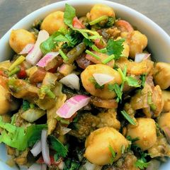A picture of Chana Chat.