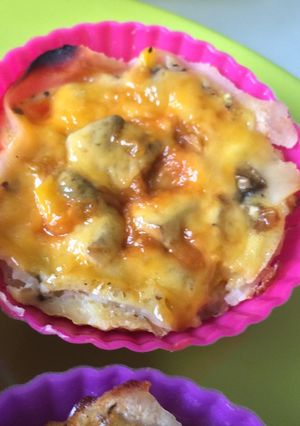A picture of Omlette Cup Cake.