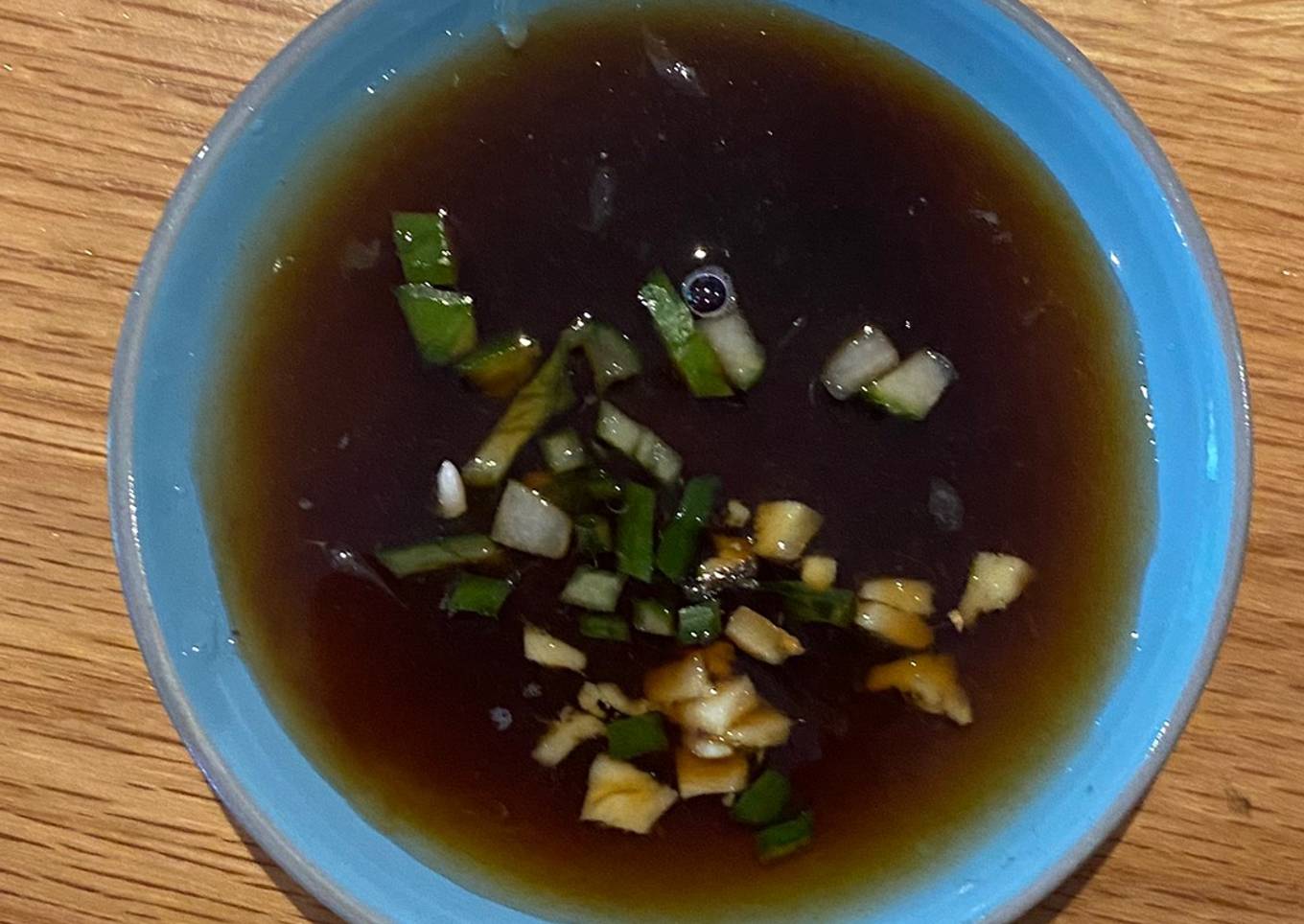 Sushi dipping sauce