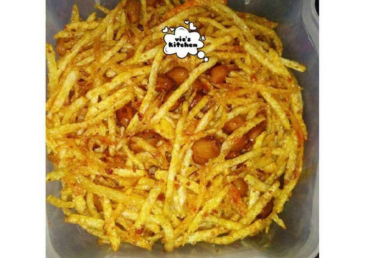 Bahan-bahan Kentang Mustofa Kacang Tanah Sederhana dan Mudah Dibuat