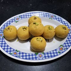 A picture of Moong Dal Ladoo.