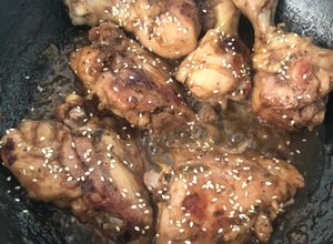 Una foto de Pollo con Coca-Cola
