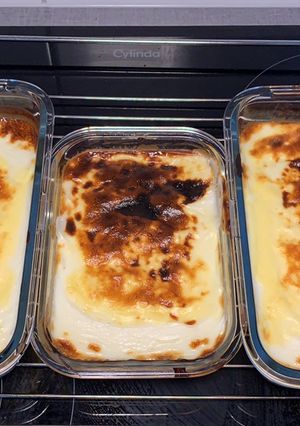 A picture of Turkish rice pudding.