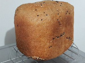 Una foto de Pan semi integral con prefermento para panificadora