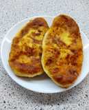 Жареные пирожки с картофелем и плавленым сырком на ряженке