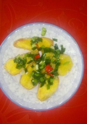 Hình của món Khoai lang sốt mỡ hành.