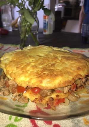 Una foto de Tortilla GLORIOSA para cuando no tenés muchas cosas en la heladera