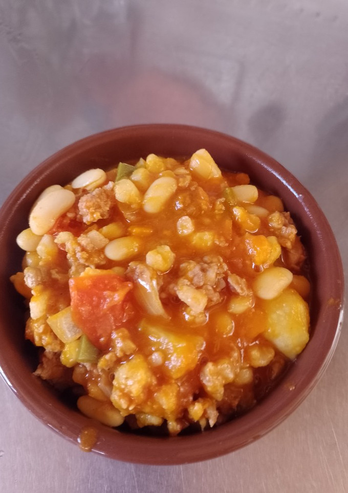 Una foto de Locro con poquitos ingredientes pero muy rico
