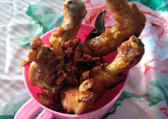 Ayam goreng bawang