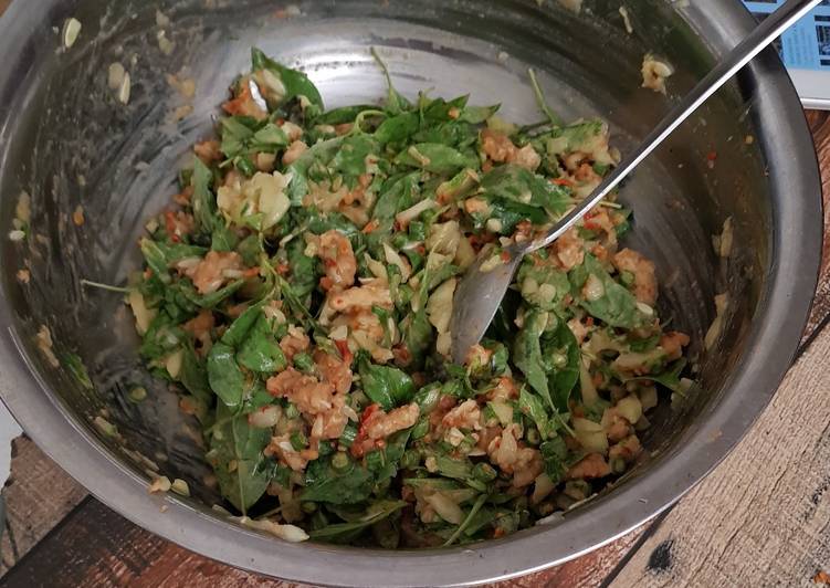 Bagaimana mengolah Trancam pecel yang simpel