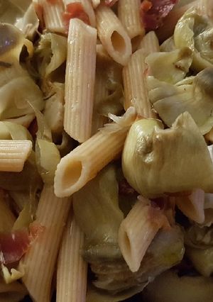Foto principal de Pasta integral con jamón y alcachofas