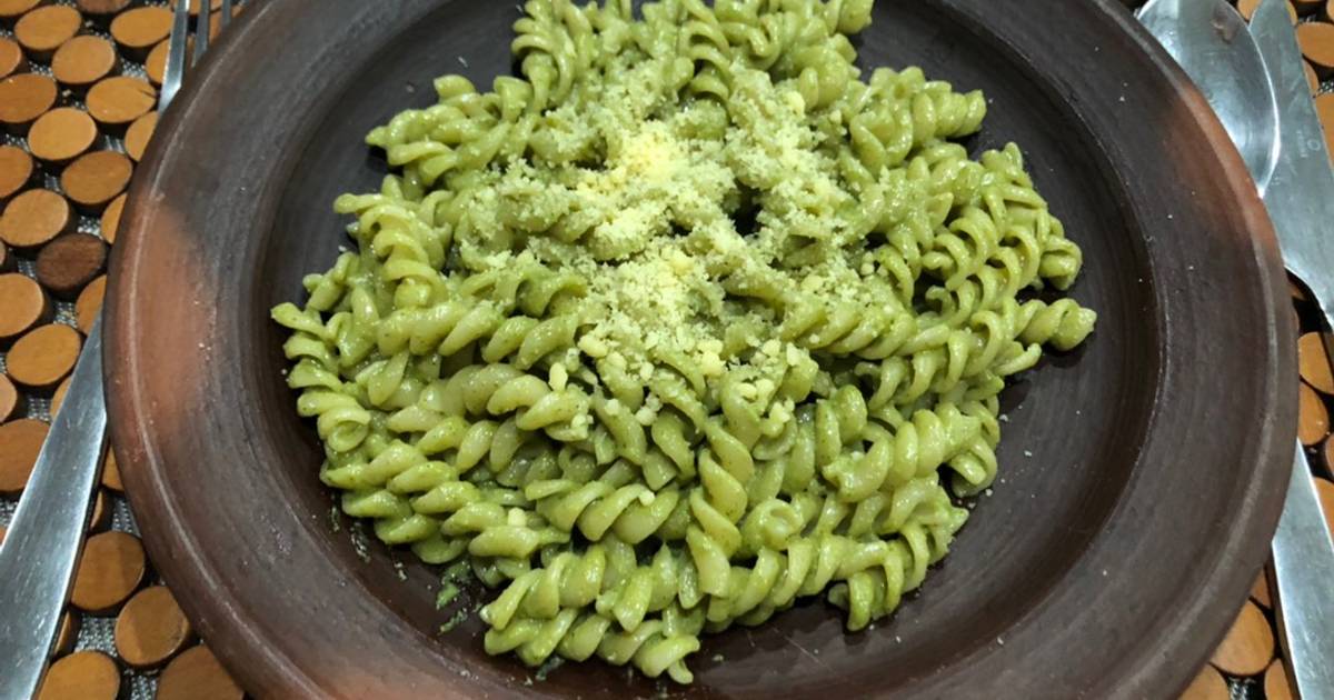 Pesto de cilantro con albahaca Receta de Patricia Quiroga Newbery- Cookpad