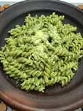 Pesto de cilantro con albahaca