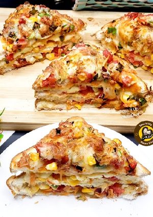 A picture of Triple Layer Pizza Sandwich In Airfryer.